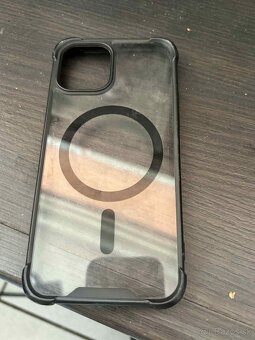 iPhone 12 - 6