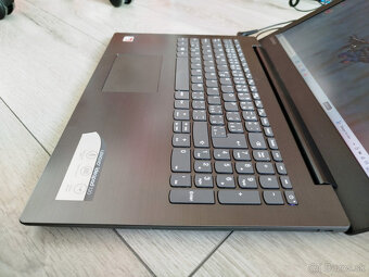 notebook Lenovo IdeaPad - 15.6" AMD A4, 8GB, 2x VGA, SSD - 6