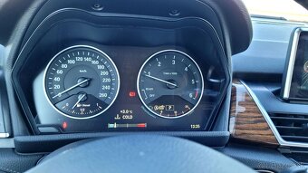 BMW 218d Active Tourer Luxury line - 6