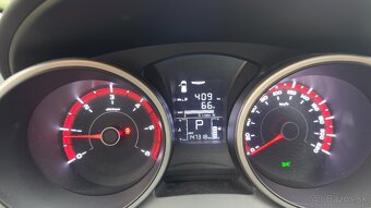 SSANGYONG XLV - 6