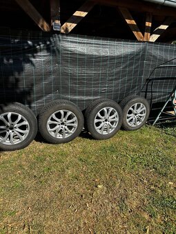 R 18 Audi Q5 original Alu disky + zimné gumy 6,9mm dezén - 6