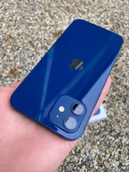 iPhone 12 mini - baterie 100% blue - 6