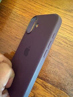 iPhone 16 Silicone Case Magsafe Plum - 6