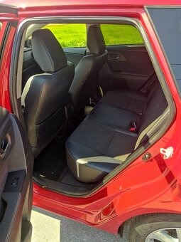 Toyota Auris TS 2.0 D-4D - 6