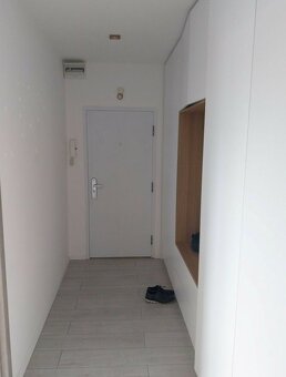 Na prenájom - 3-izbový byt, ul. Narcisová, Bratislava II - 6