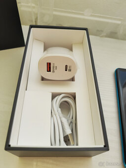 Xiaomi Mi Note 10 6/128 GB Aurora Green - 6