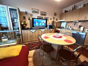 Predáme veľký 1 izb byt 48m2 v Nitre Zvolenská ul - 6