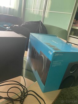 Logitech Z333 - 6