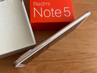 Xiaomi Redmi Note 5 - 6