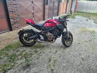 Honda CB650R - 6