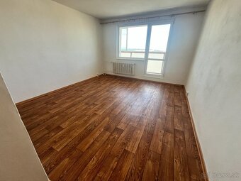 Priestranná garsónka 28m2 - sídlisko KVP - 6
