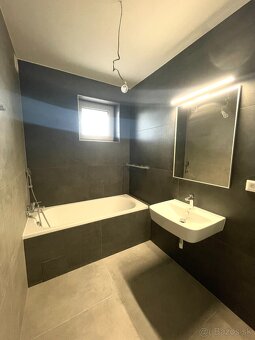 Prenajom 2i byt TN - novostavba, terasa, parking, nadstandar - 6