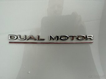 Tesla Model Y Performance Dual Motor - 6