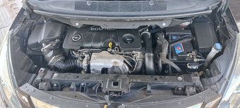 Opel zafira tourer - 6