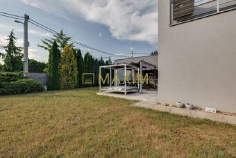 PREDAJ - Luxusná vila v súkromnom areáli v obci Králová nad - 6