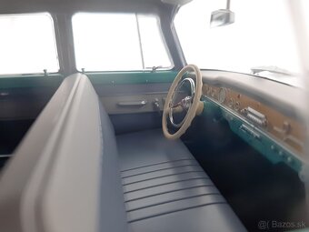 1:18 - GAZ 13 Čajka (1959) - Triple 9 - 1:18 - 6