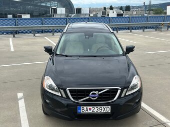 Volvo XC60 D5 2,4 AWD 151kw Summum - 6