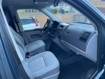 Predám Volkswagen Caravelle Long 2.5 BNZ - 6
