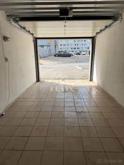 GARÁŽ s parkovacím miestom v blízkosti AUPARKU - 6