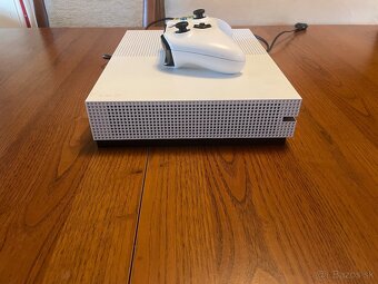 Xbox one S - 6