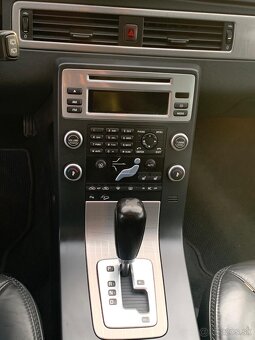 Volvo XC70 - 6
