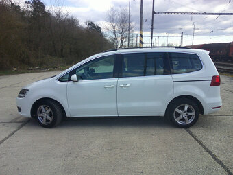 Volkswagen Sharan 2.0 TDI Comfortline DSG - 6