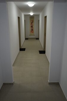 Pekný 1-i byt v s internetom a vlastným parkovaním-centrum - 6