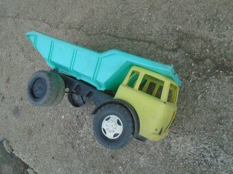 Stará Hračka  Trambus - 6