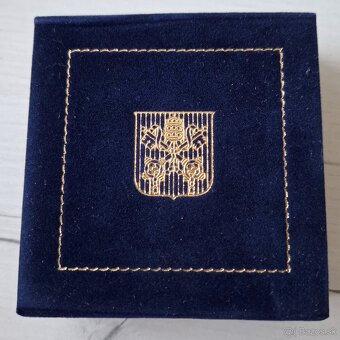 Zlaté mince.10€ Vatikán 2022 Proof. - 6