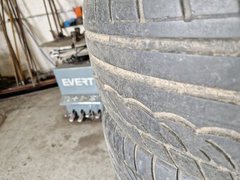 235/55 r17 letné pneumatiky - 6