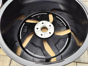 5x112 r19 ET45 x 8J elektróny originál VOLKSWAGEN+ŠKODA - 6