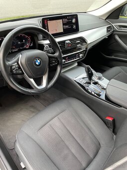 BMW G31 rad 520xD A/T - 6