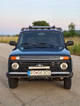 Lada Niva 1.7i 4x4 - 6