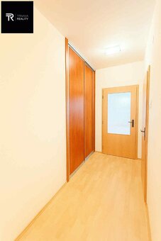 REZERVOVANÉ - EXKLUZÍVNE TRNAVA REALITY - 1 izbový byt s ba - 6