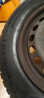 Predám 4 zimné pneumatiky s diskami Škoda octavia 2 - 6