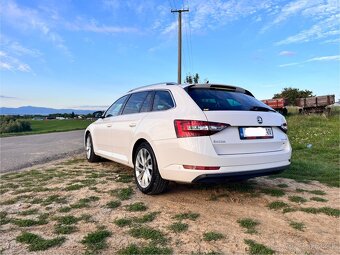 Škoda Superb 4x4 2.0 TDI 110kw Style - 6