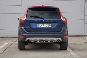 Volvo XC60 D5 AWD Momentum 4X4 - 6