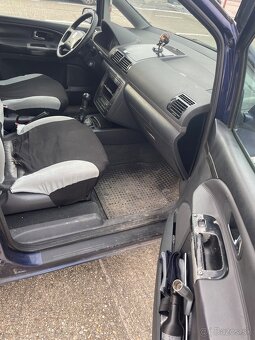 Sharan 1,9 TDI 85 kW - 6