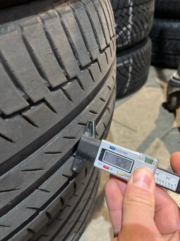 235/55 R19 V XL continental - 6