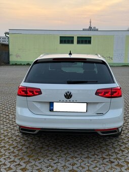 Volkswagen Passat Variant 2.0 TDI 4Motion DSG DPH SR 4x4 - 6