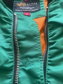 ALPHA INDUSTRIES Prechodná bunda vo farbe Smaragdová - 6
