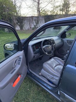 MAZDA TRIBUTE V6 - 6