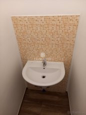 Štýlová obchodná prevádzka s výmerou : 37 m2- v centre, neďa - 6