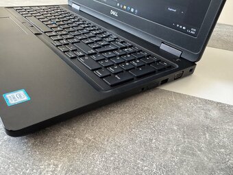 Dell Latitude 5590 – i5 / 16GB / SSD / FHD / nová batéria - 6