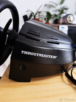 Thrustmaster T300 RS GT + Pedále – ako nový, málo používaný - 6