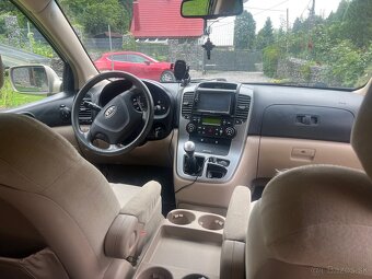 Kia Carnival - 6