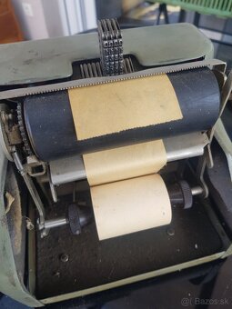 KALKULAČKA STAROŽITNÁ - 6