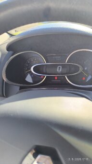 Renault clio 4 grandtour - 6