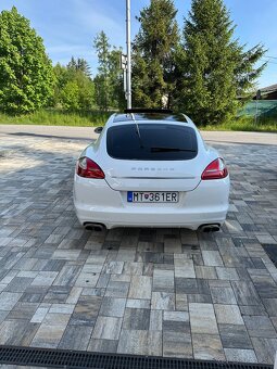 Porsche Panamera - 6