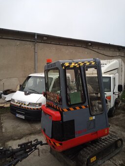 Takeuchi tb16 - 6